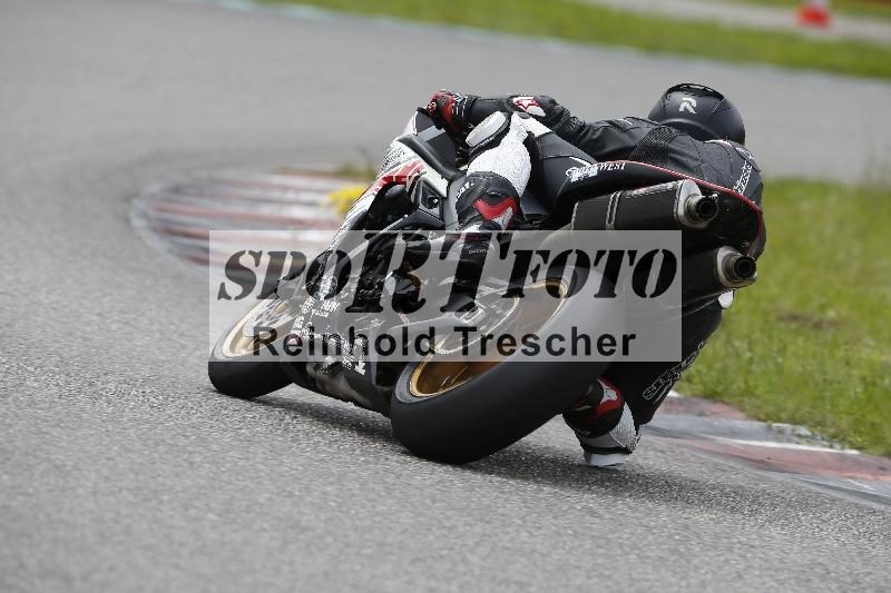 /26 31.05.2024 TZ Motorsport Training ADR/Gruppe rot/28
